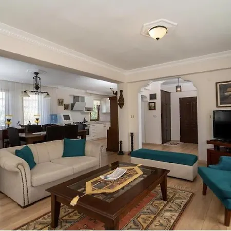 Villa Detached With Private Pool In *