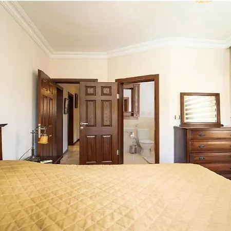 Villa Detached With Private Pool In